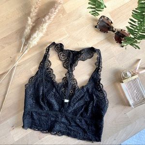 🔥 Urban Outfitters Lace bralette